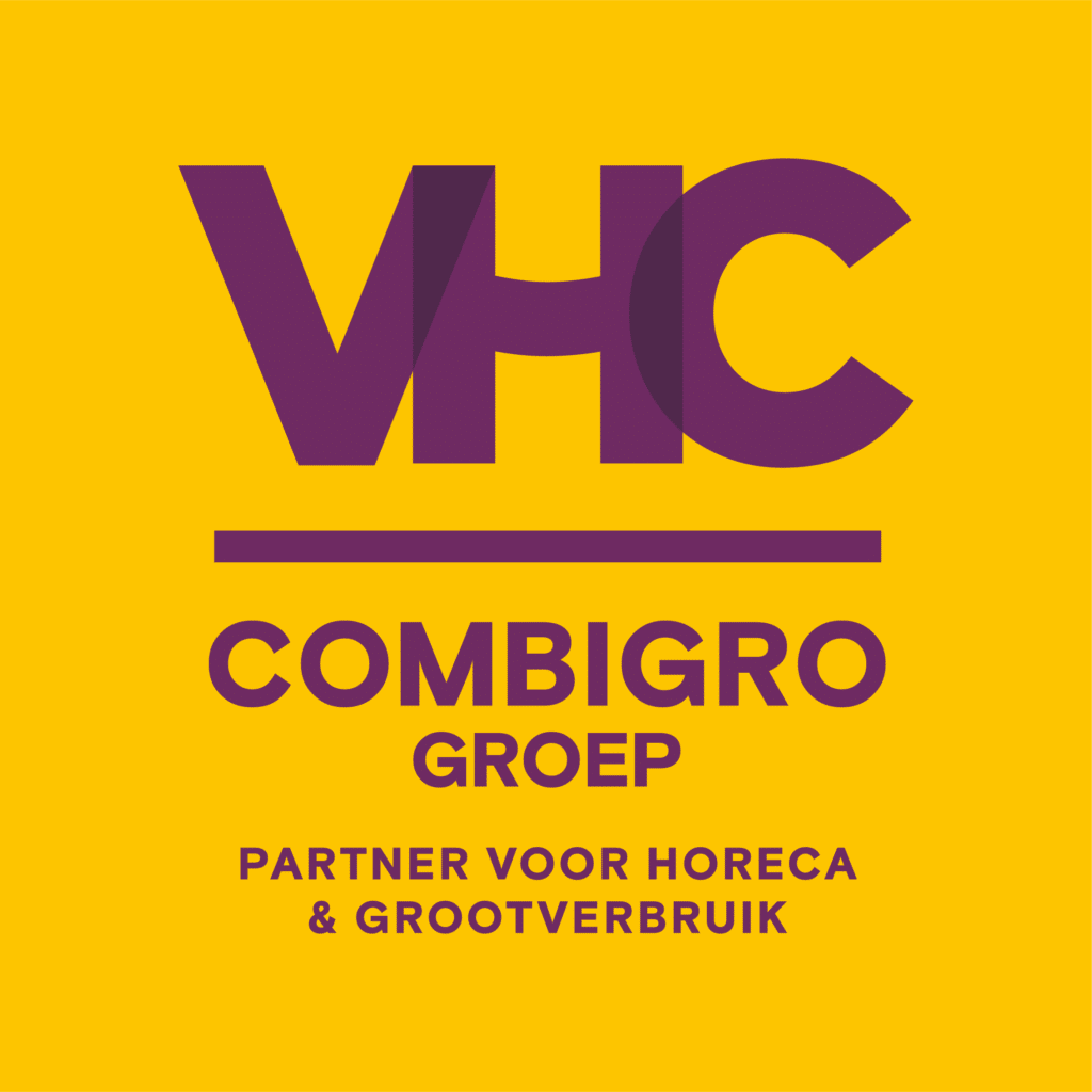 Logo van VHC Combigro Groep, groothandel en partner voor horeca en grootverbruik, in paarse typografie op een gele achtergrond